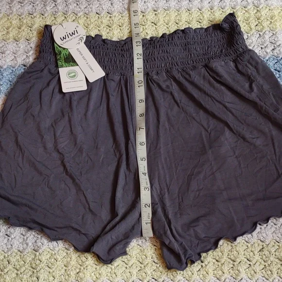 NWT WiWi Large Bamboo High Waist Grey Shorts - Picture 9 of 12